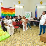 Ciénaga le dio apertura a la Semana del Orgullo con conversatorio e izada de bandera