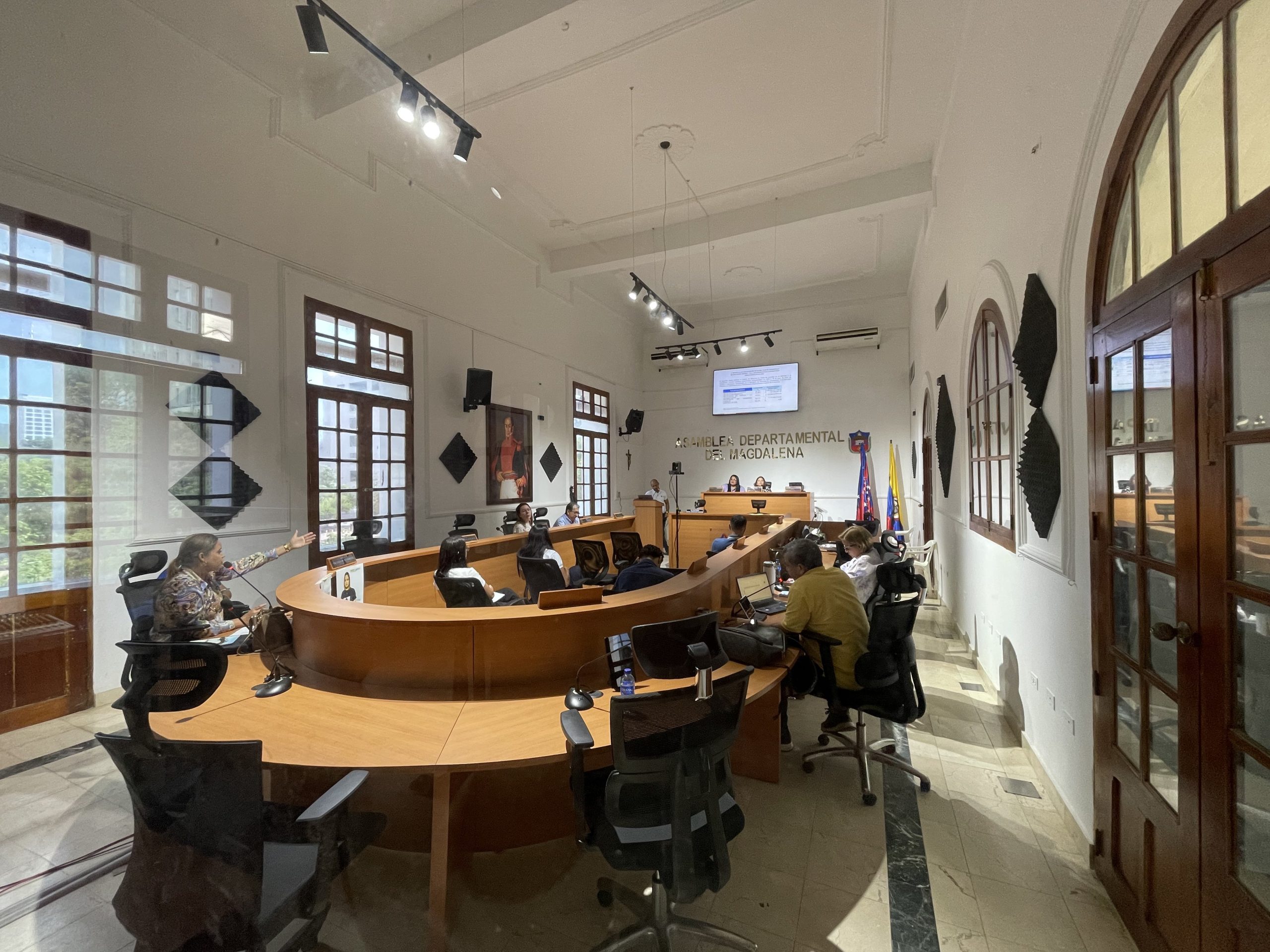 1DFB9970-6B4C-46B2-B66E-DE27231FB659