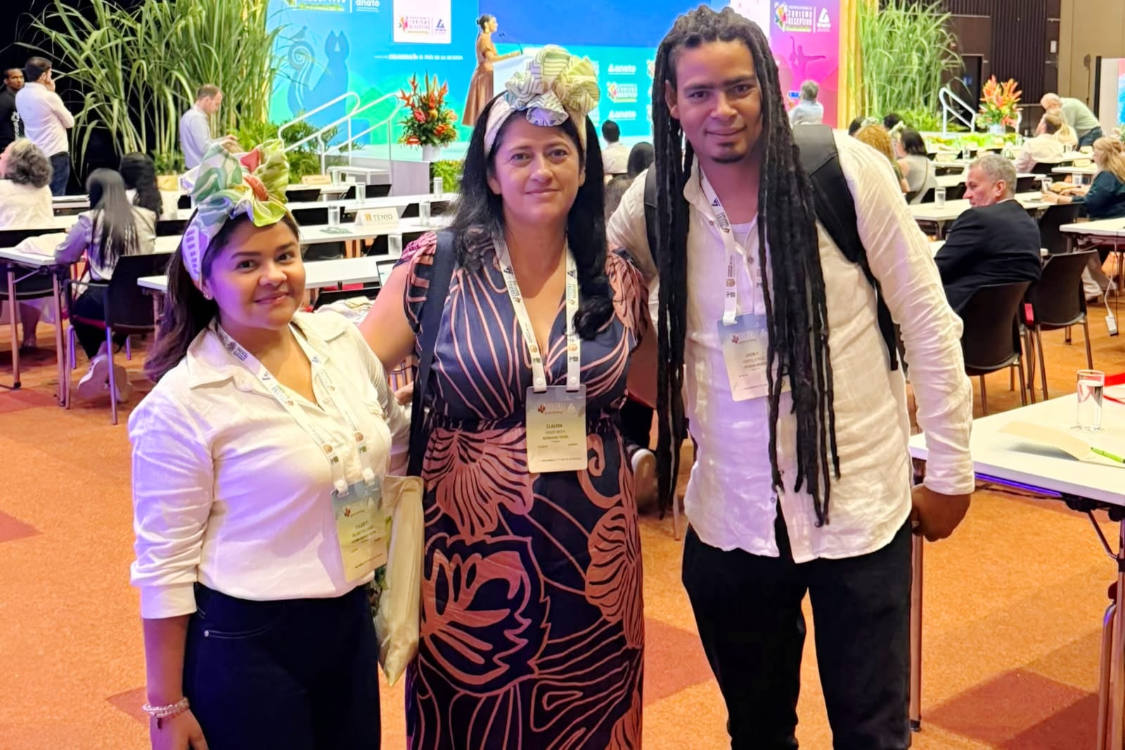 2F4DB3A9-AE82-4851-A11B-66A27BB891AA