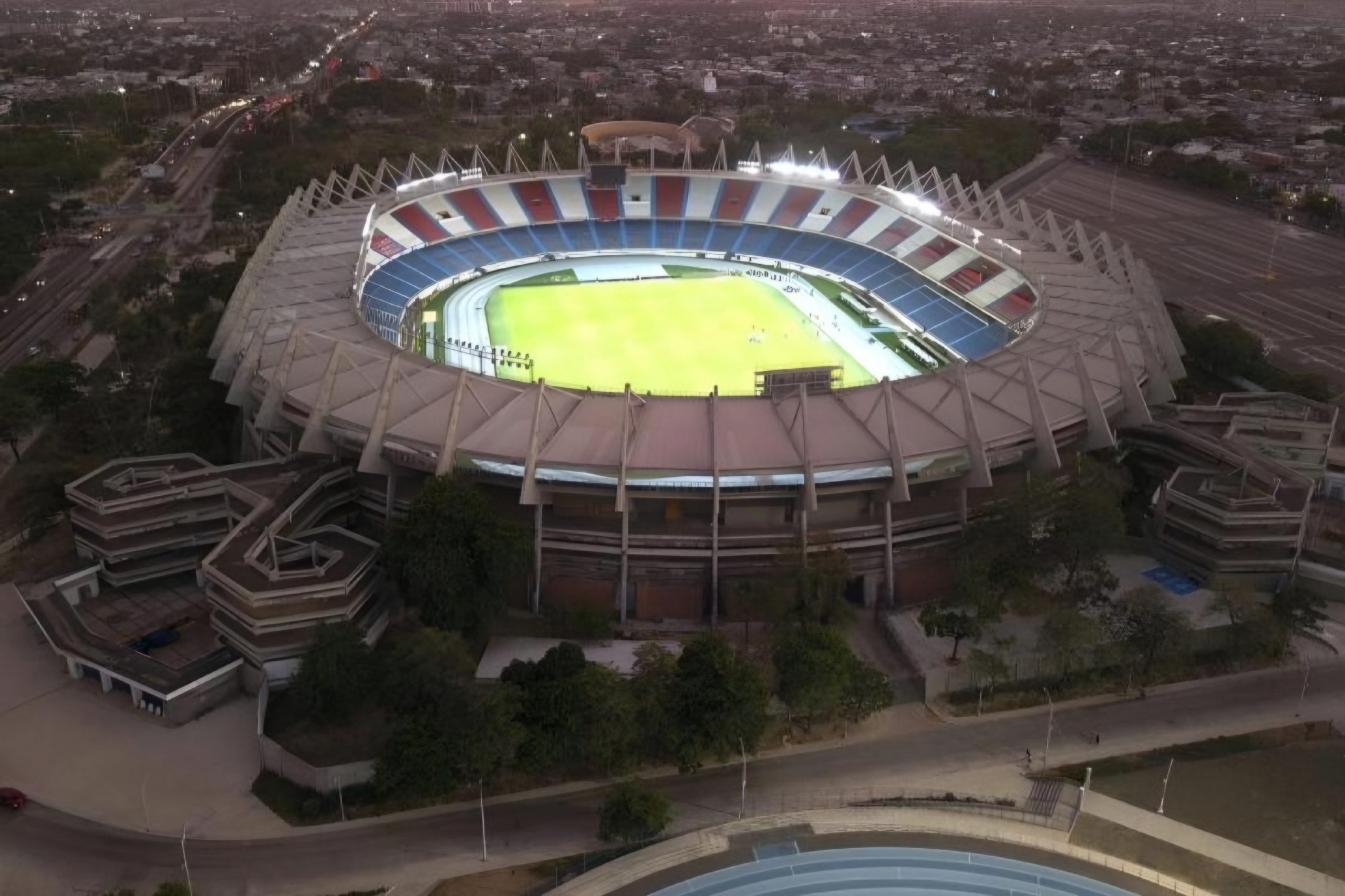 {"remix_data":[],"remix_entry_point":"challenges","source_tags":["local"],"origin":"unknown","total_draw_time":0,"total_draw_actions":0,"layers_used":0,"brushes_used":0,"photos_added":0,"total_editor_actions":{},"tools_used":{"ai_enhance":1,"transform":1},"is_sticker":false,"edited_since_last_sticker_save":true,"containsFTESticker":false}