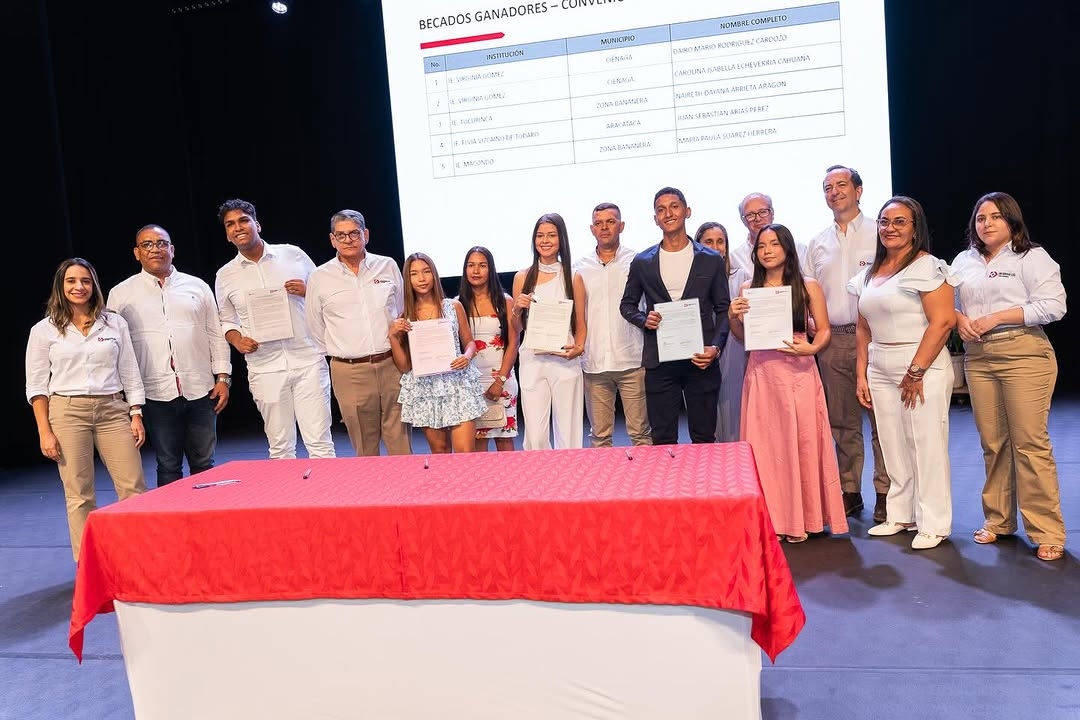 Becas Drummond 2026: cinco jóvenes de Ciénaga, Zona Bananera y Aracataca beneficiados con el programa