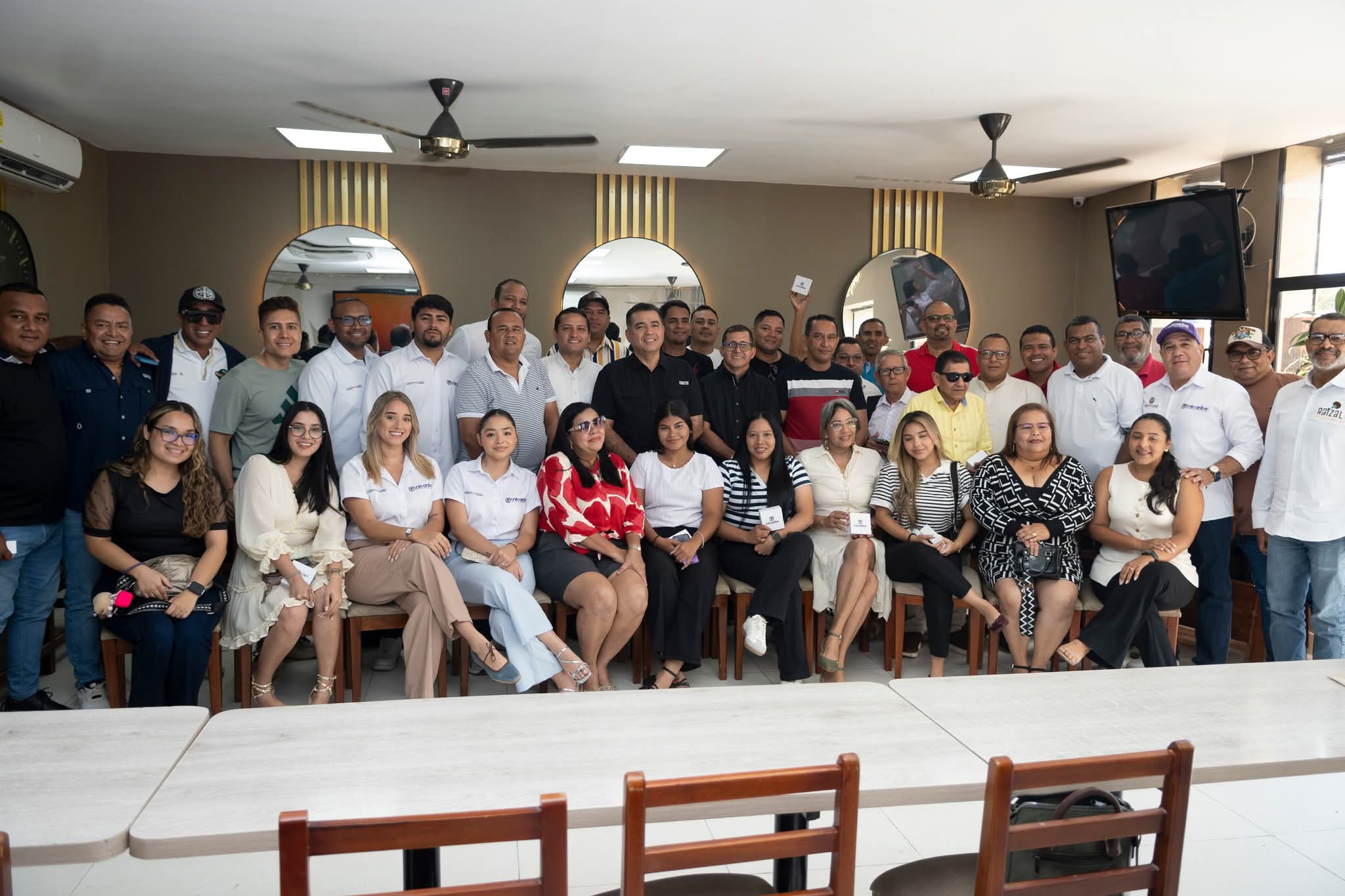 Unicaribe reconoce la labor de los periodistas en su día