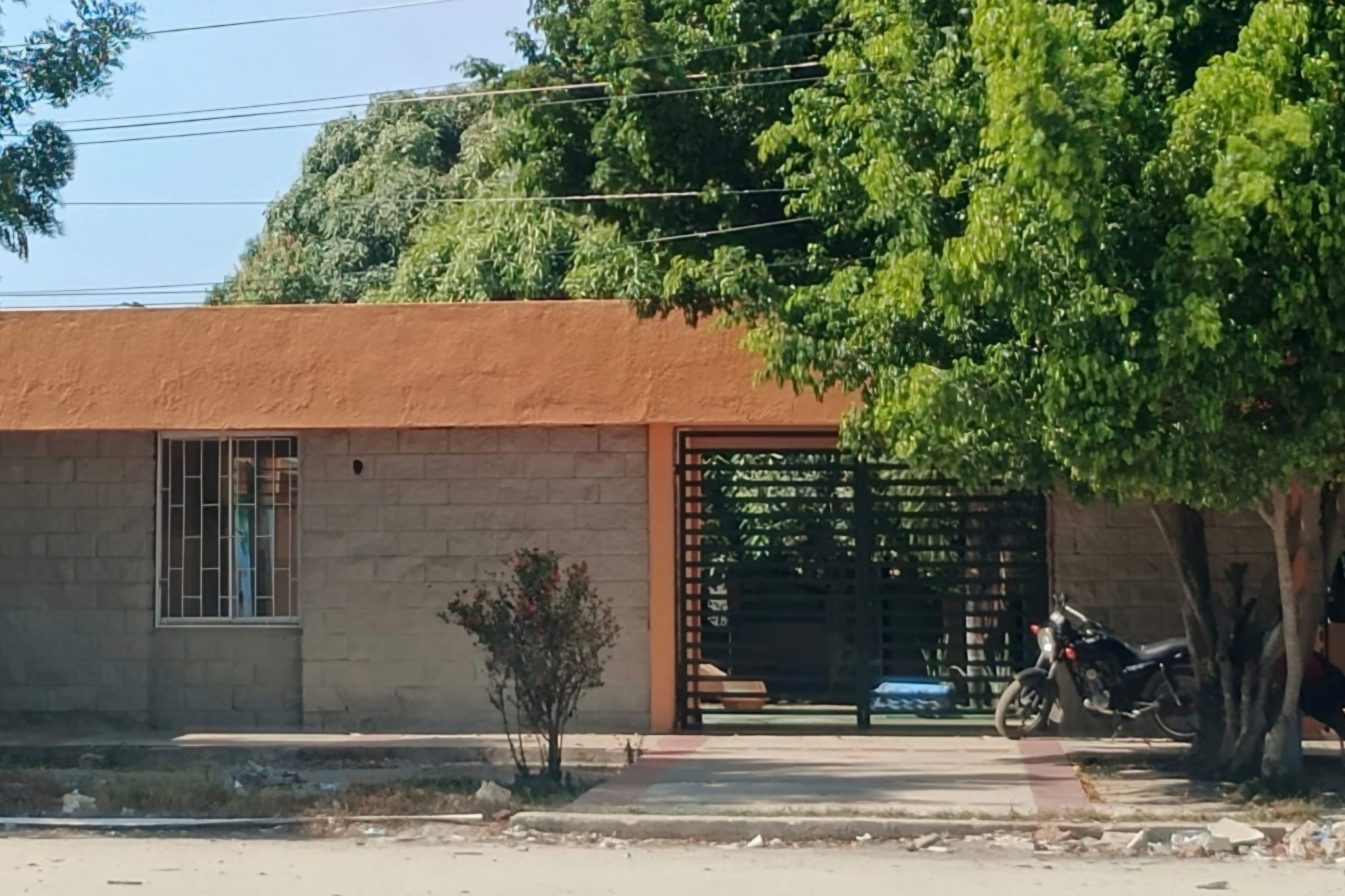 Comunidad del barrio El Poblado cuestiona atrasos en las obras del CDI