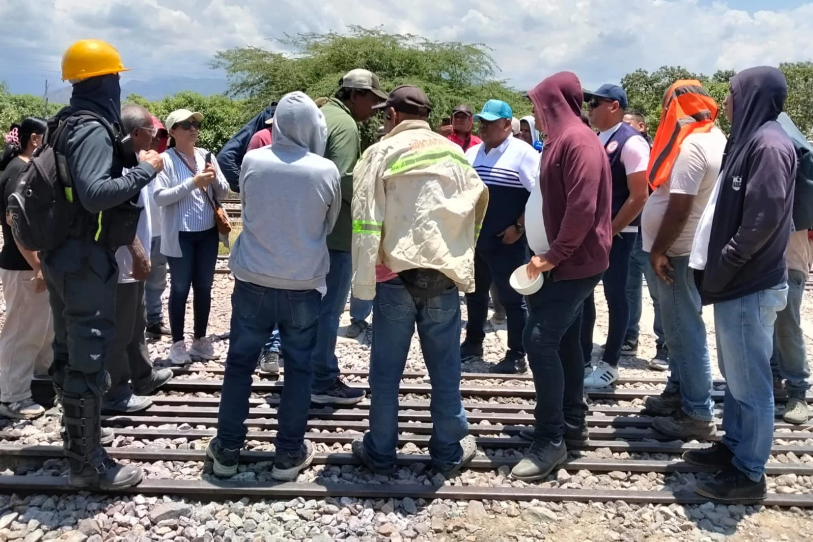 Secretario de Gobierno atendió manifestación de Parceleros en el corregimiento de Cordobita