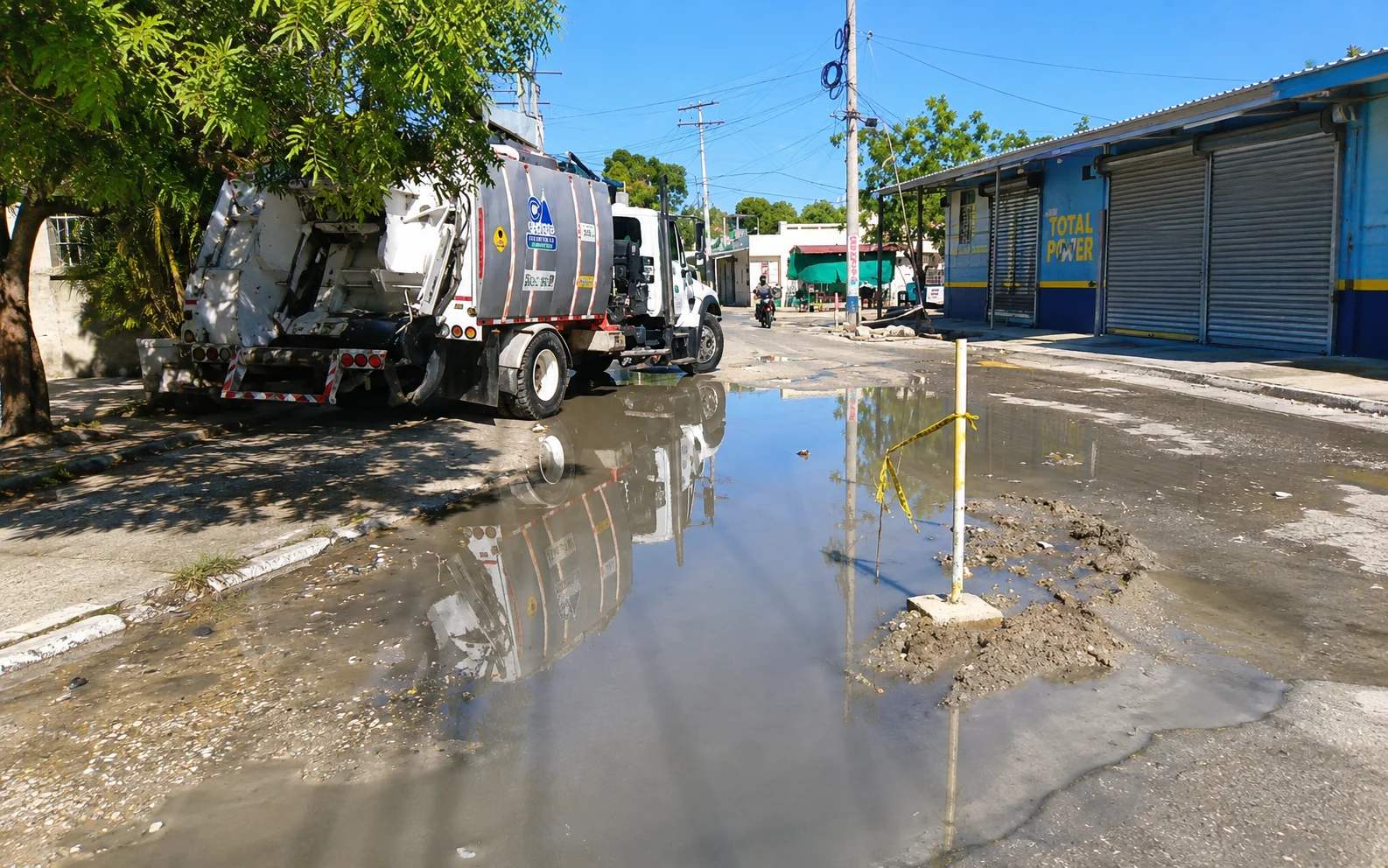 Comunidad del barrio El Poblado denuncia daños por trabajos de Operadores de la Sierra