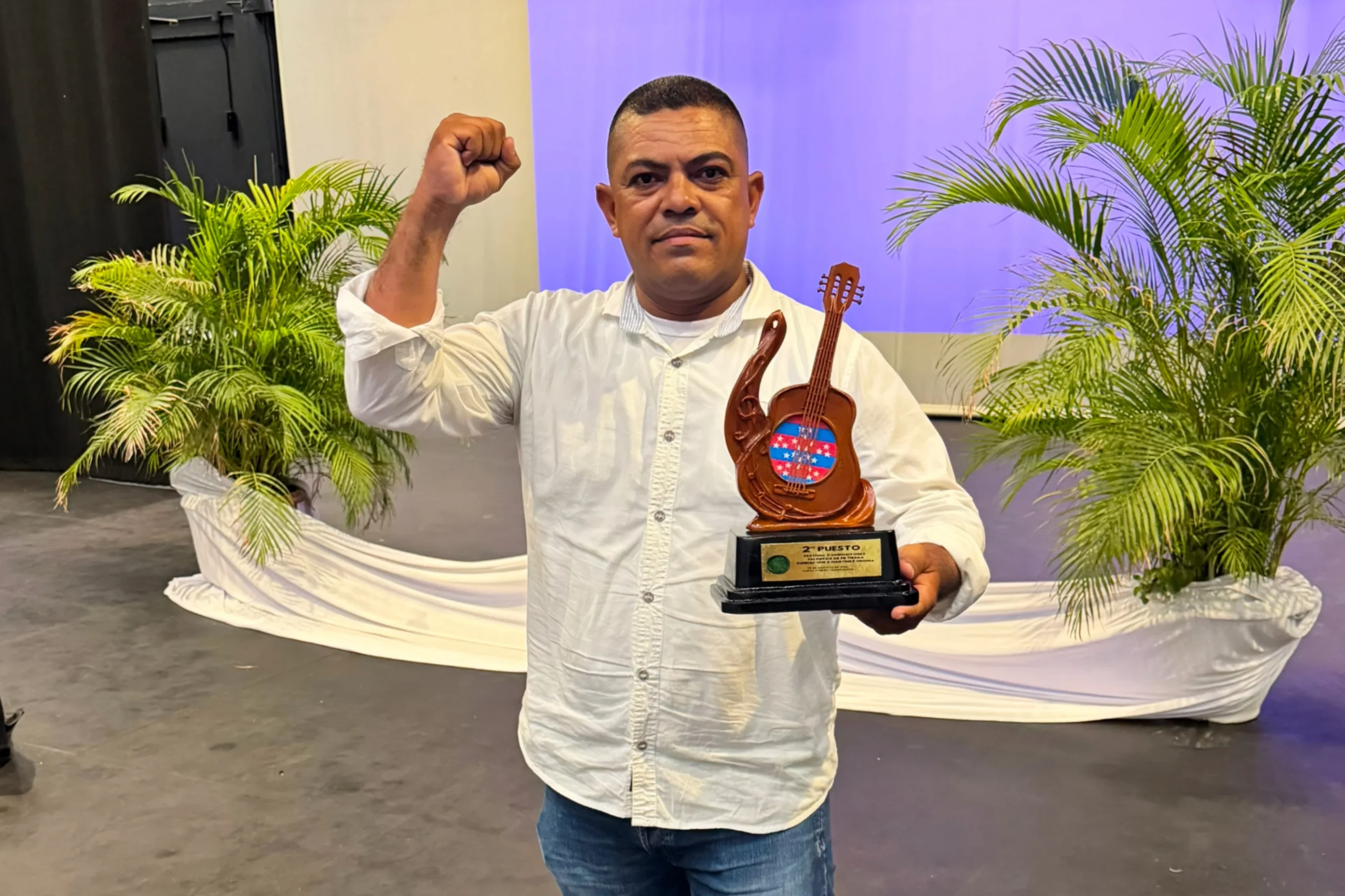¡Richard Gregory sigue dejando huellas! Segundo lugar en el Primer Festival de Compositores “El Talento de mi Tierra”