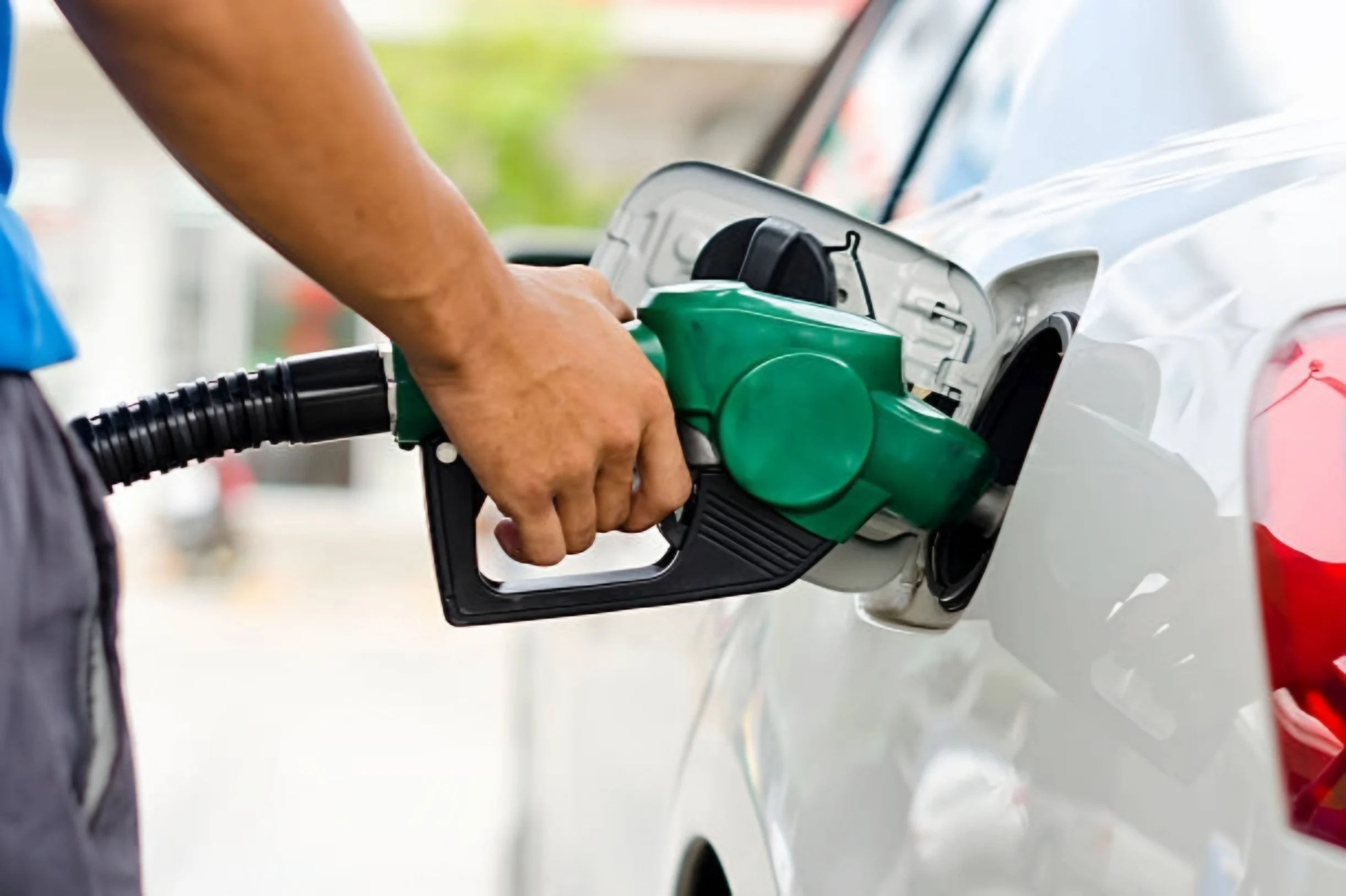 Estación de servicio en Colombia con los nuevos precios de la gasolina corriente
